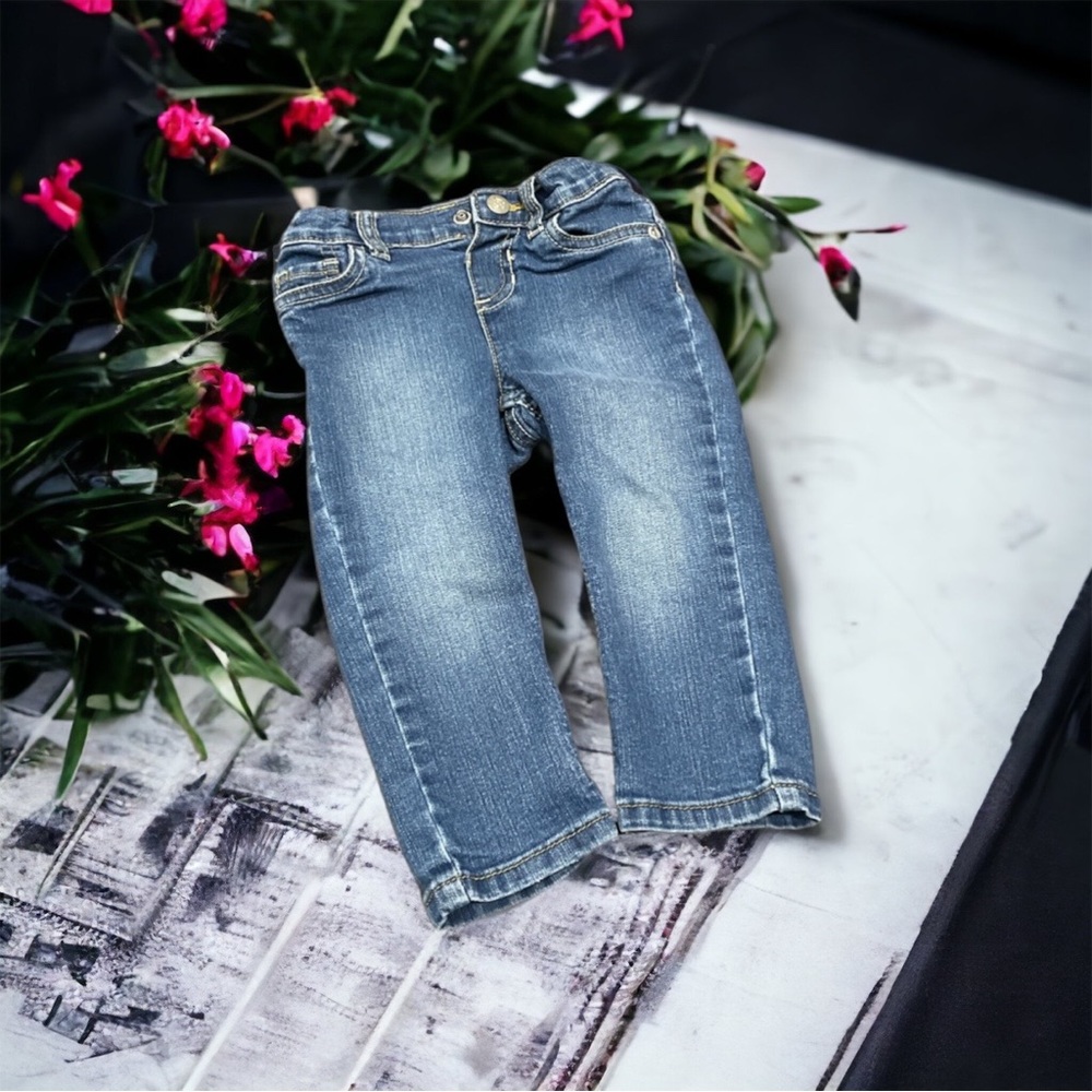 The children’s place girl’s jeans size 18-24 months